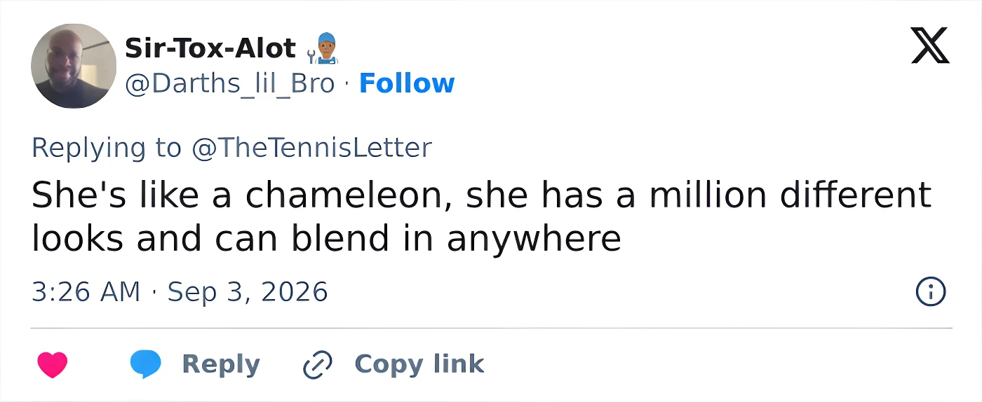 A screenshot of a tweet about the woman dancing at US Open having many different looks, a viral sensation