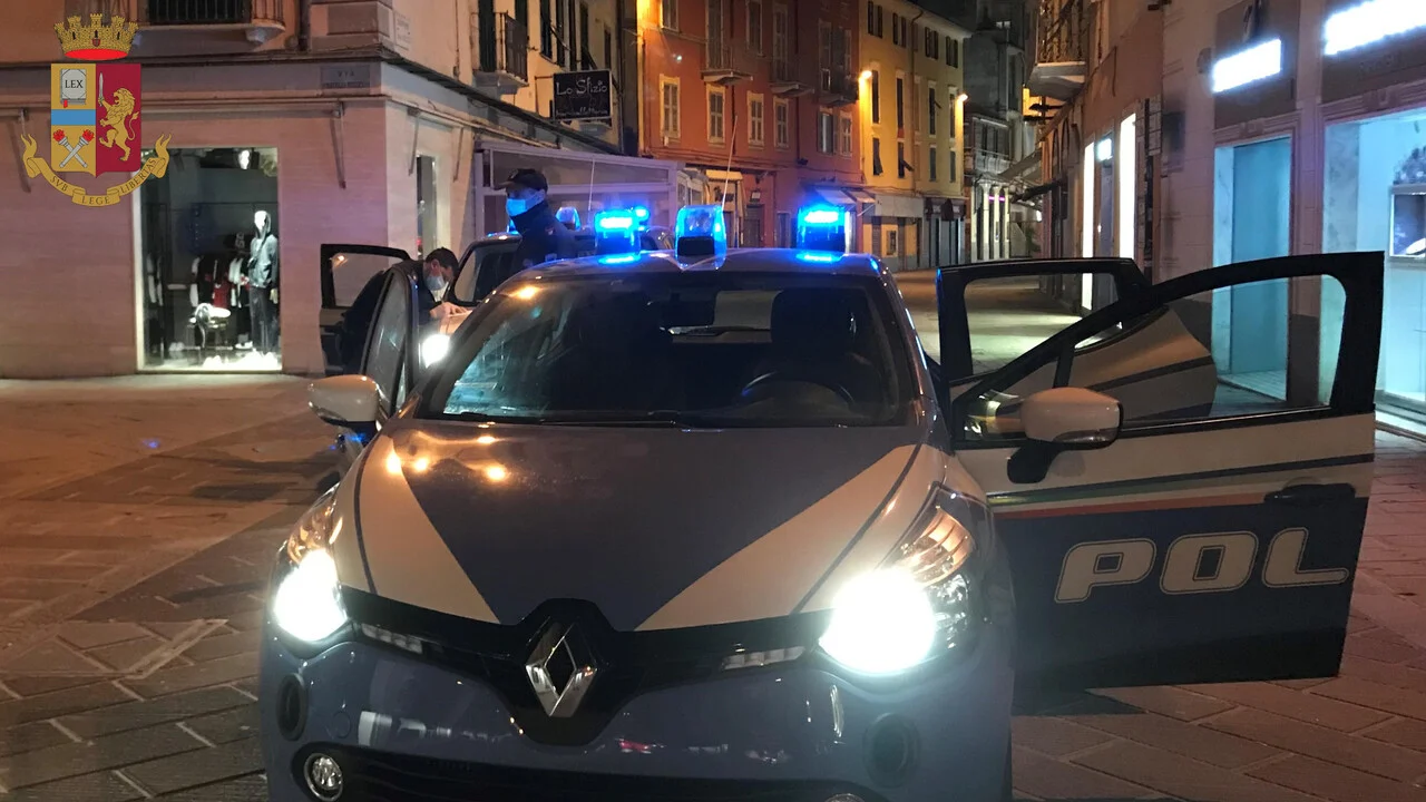 Aggressione con chiave a cricchetto al porto di La Spezia: 33enne ferisce un operaio e gli ruba la fede, poi scatta l'arresto