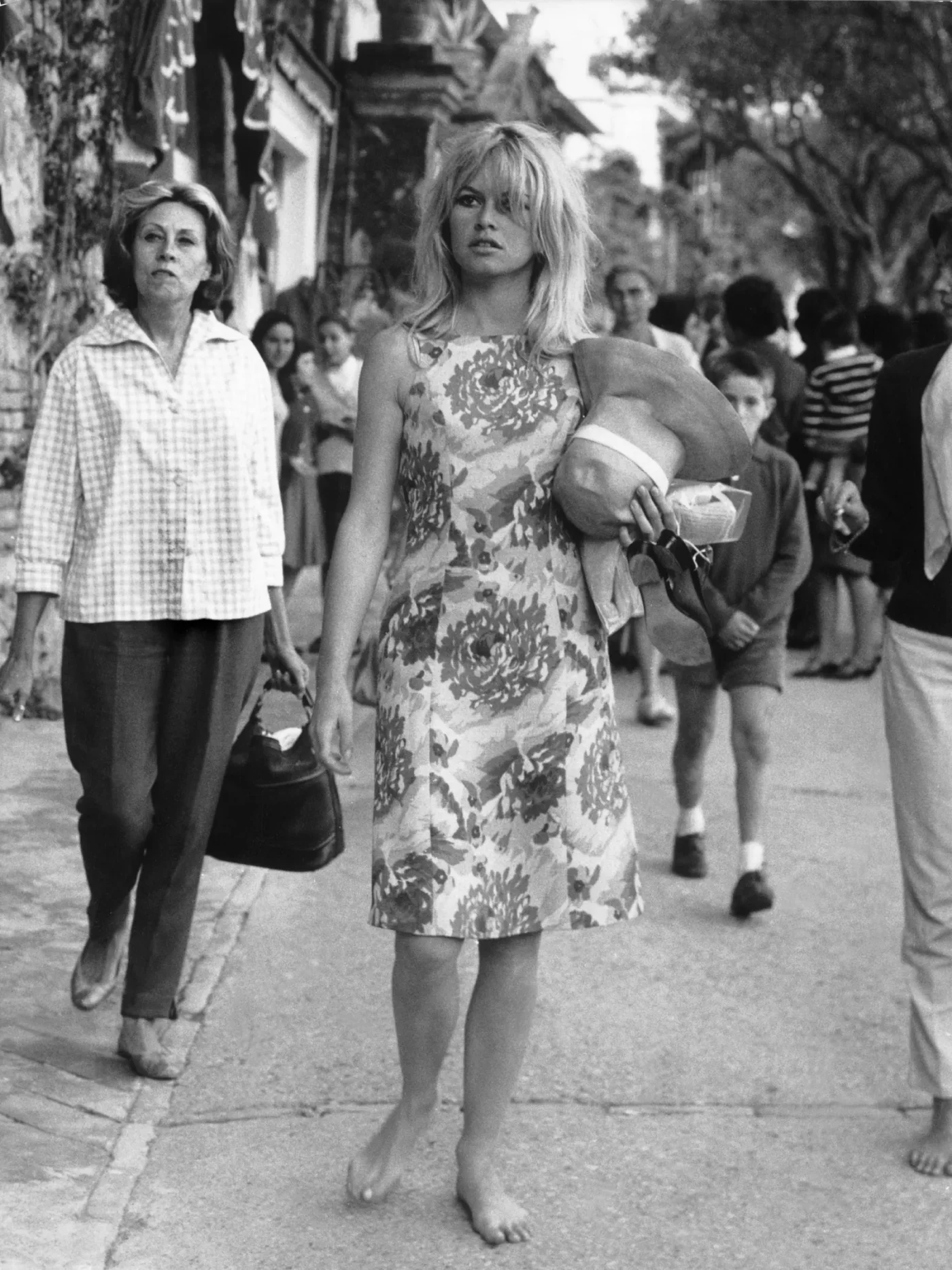 Brigitte Bardot a Capri nel 1963. Foto Getty.