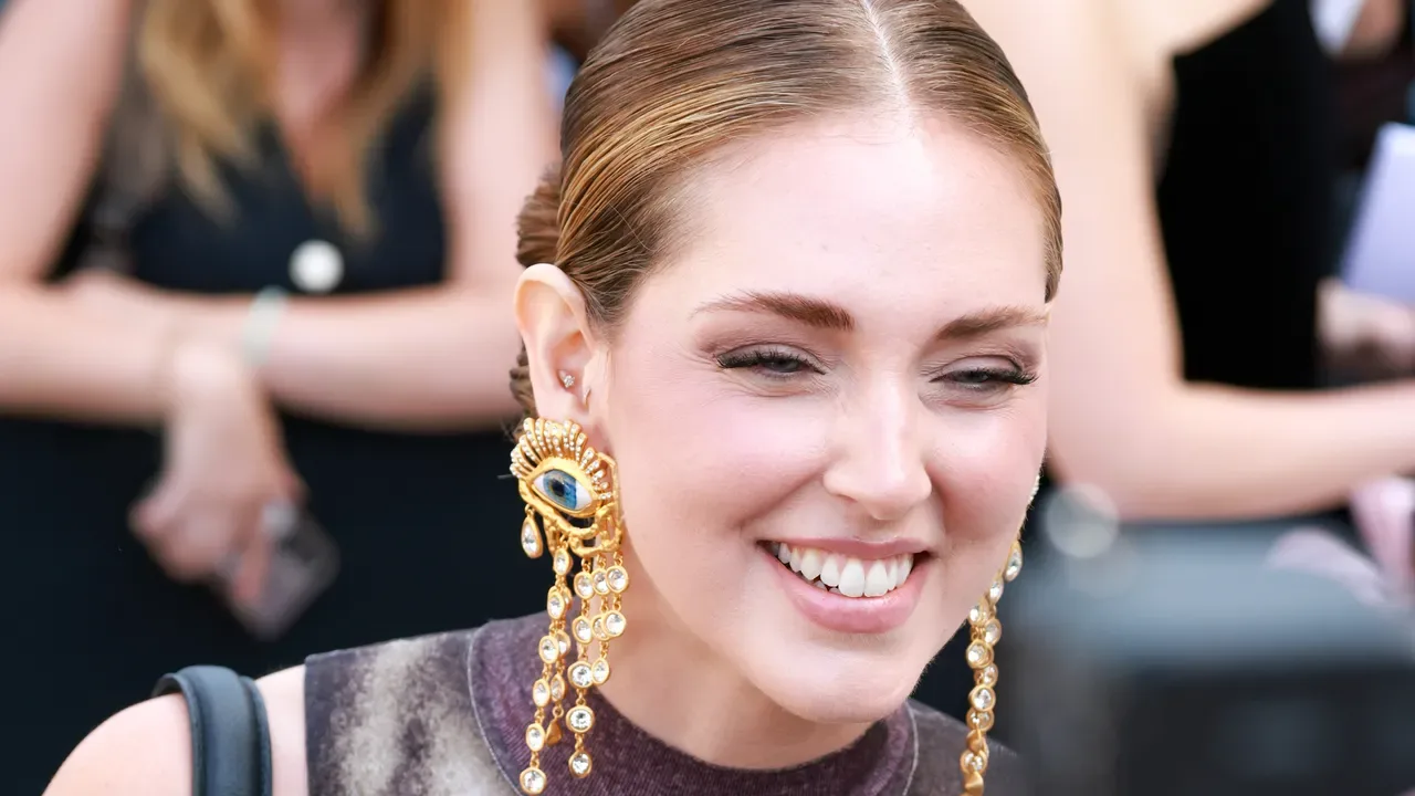 Chiara Ferragni e la replica sui social: «Mai avuta una carie, amo i miei denti così»