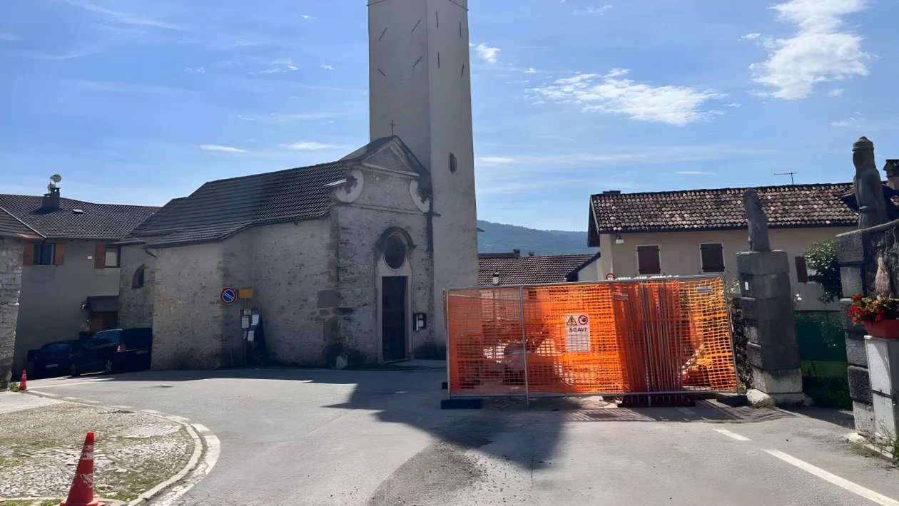 17 lampioni spenti e bus tagliati: Sossai e Cirvoi isolate a piedi per un chilometro