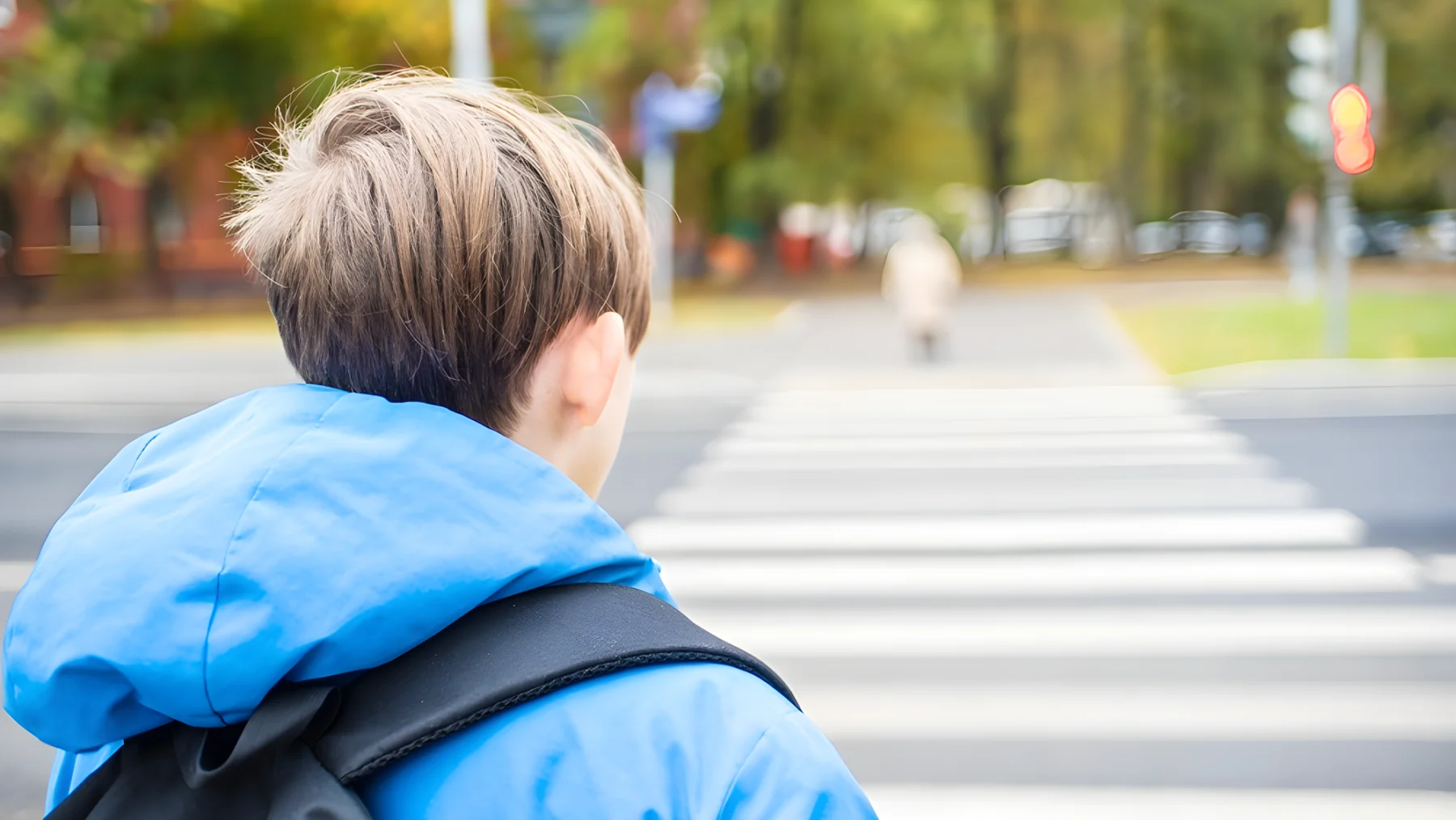 «Accompagnate i figli al cancello per non provare angoscia»: l'affondo di Matteo Lancini scuote le famiglie