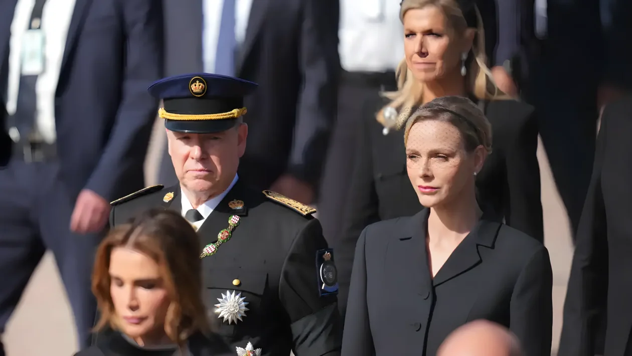 Addio a re Harald V: 224mila persone a Oslo e i reali del mondo per i funerali di Stato