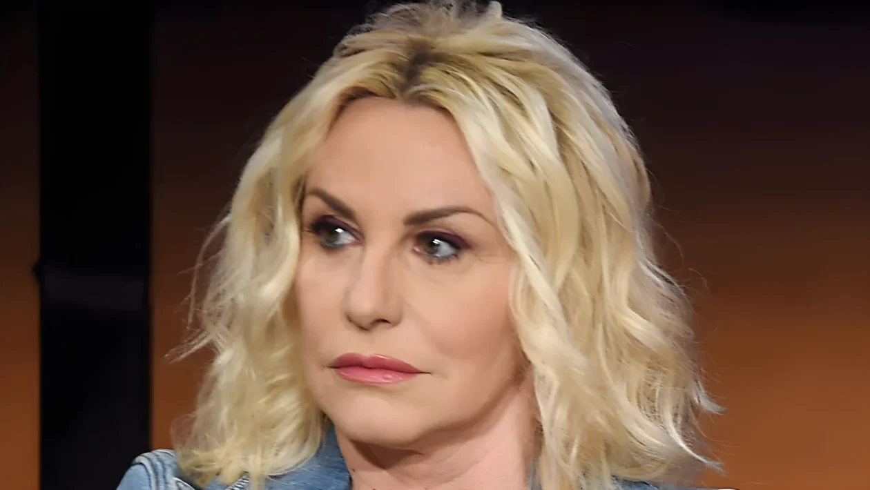 Antonella Clerici e l'addio a Dimitri Tollini dopo 26 anni: «Il lutto più duro dopo mia madre»