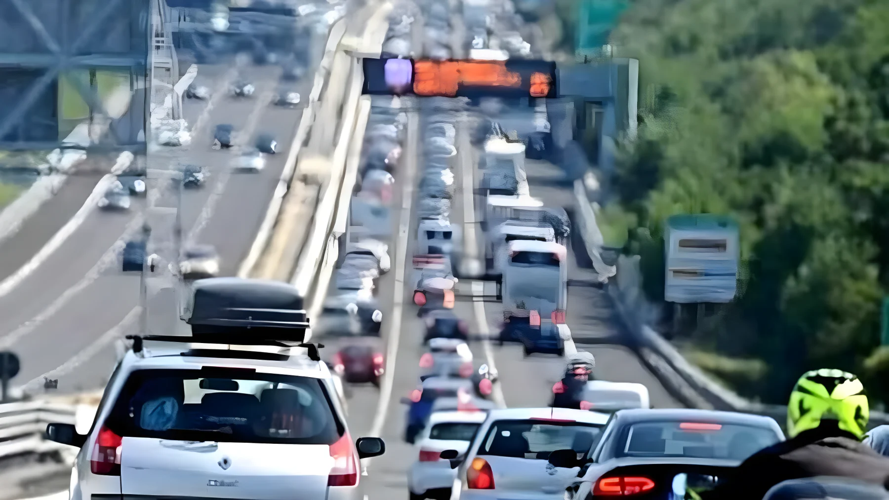 Autostrada A1, scatta lo stop notturno al casello di Casalpusterlengo: orari, date e percorsi alternativi