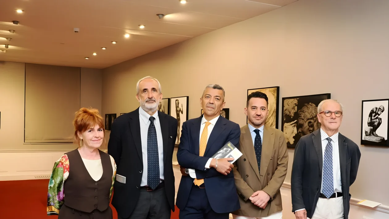 Casa Bruschi: 3 visite guidate per il finissage Alinari prima delle 30 opere del Novecento