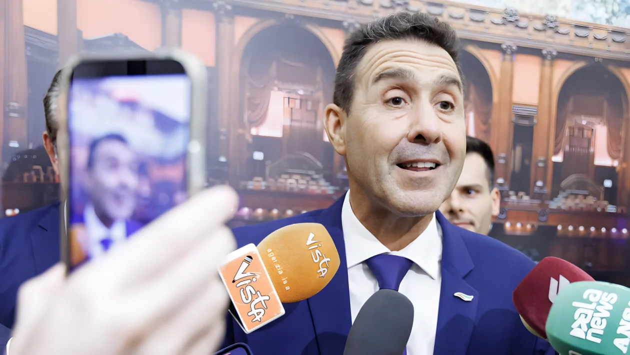 Dal 15% dei consensi alle 90.000 copie vendute: l'impatto della linea filorussa sull'Italia