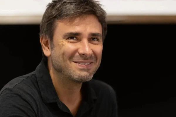 Di Battista operato a Cuba: slitta il rientro in Italia previsto per il 4 settembre