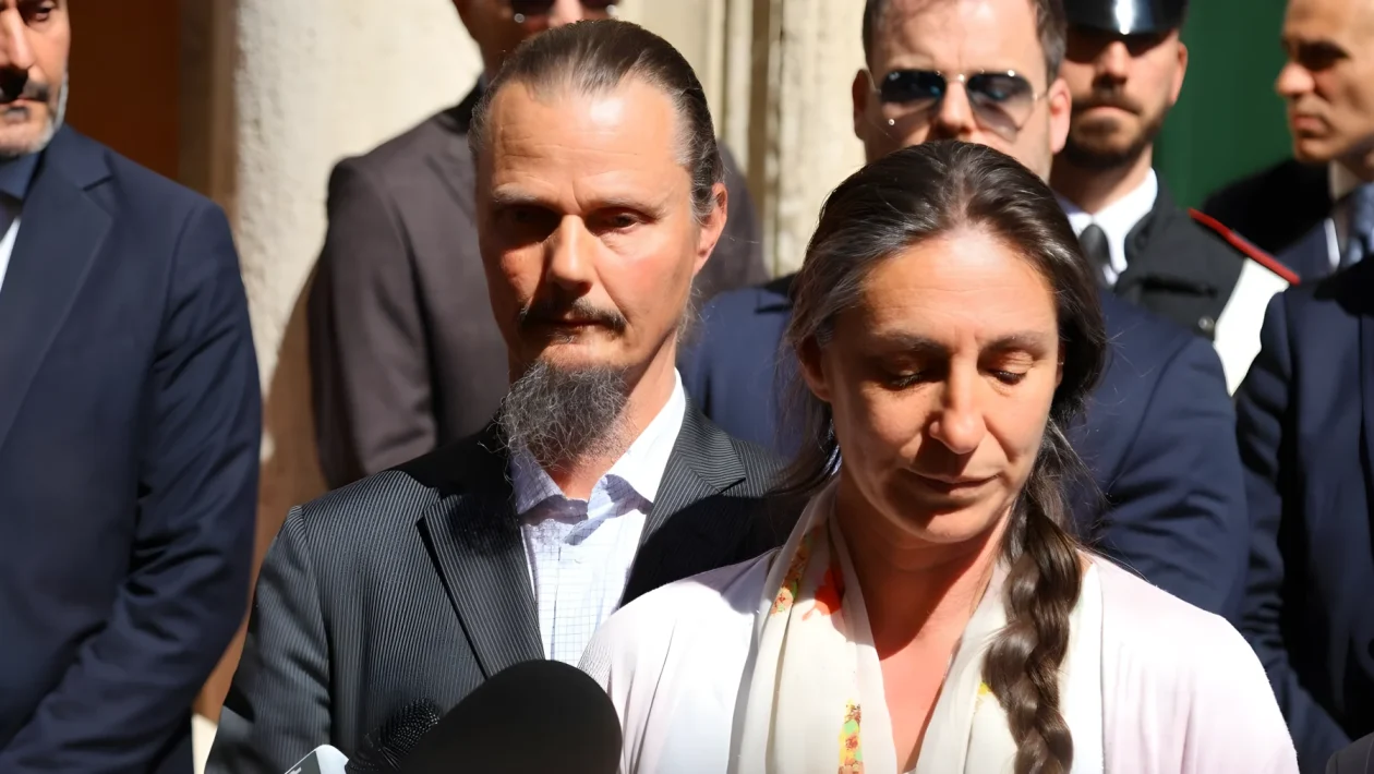 Famiglia nel bosco, i 3 figli divisi da 10 mesi: i genitori bocciano il rientro graduale e fanno ricorso