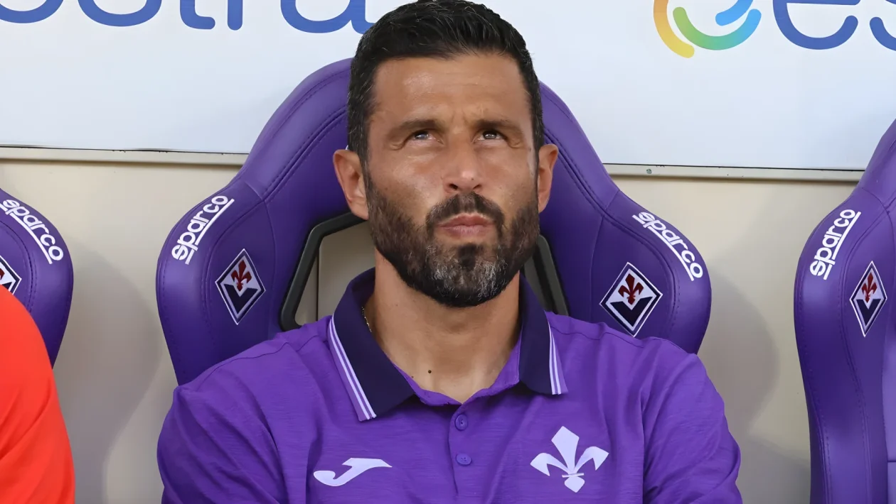 Fiorentina, esonero per Fabio Grosso: 3 sconfitte in 3 gare e 9 gol subiti dopo 200 milioni di mercato