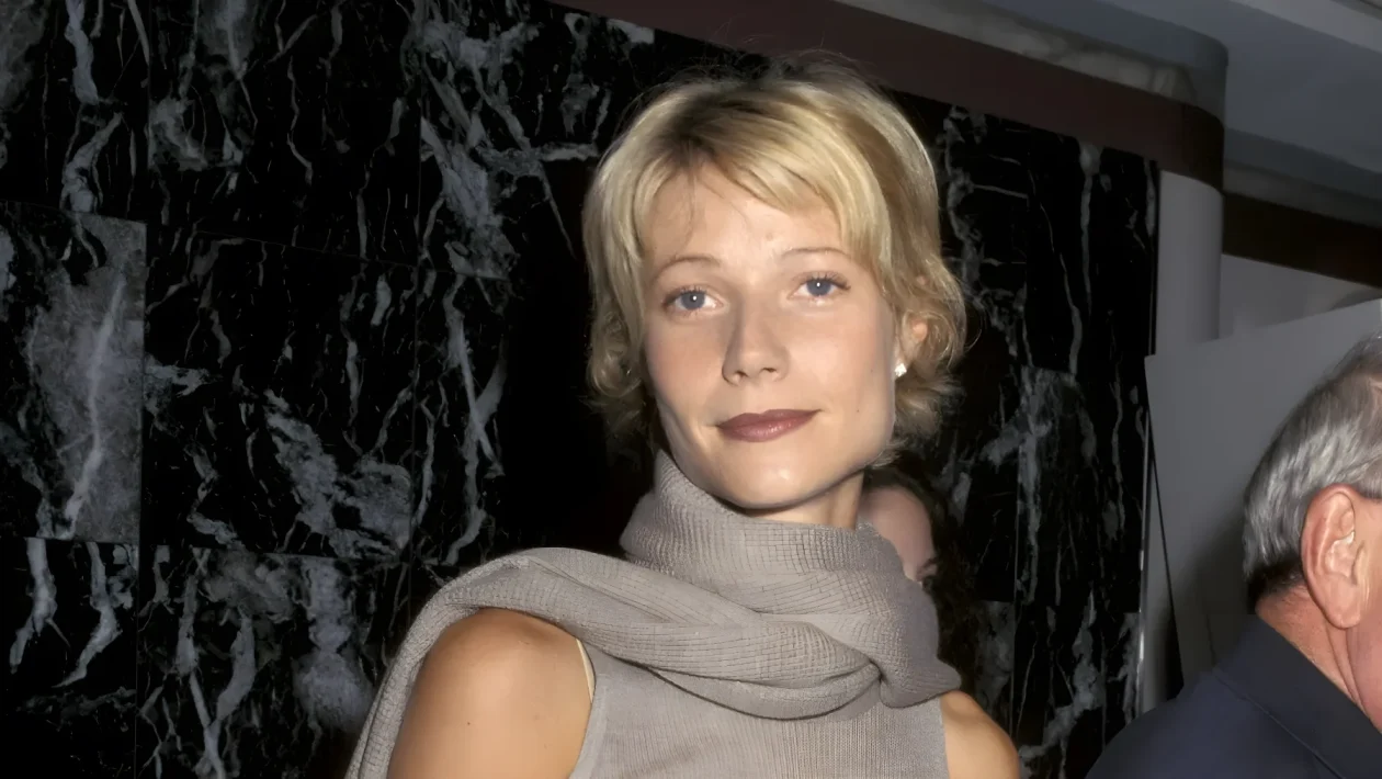 I 4 capi minimalisti anni '90 che guidano la moda dell'autunno 2026