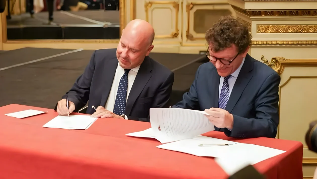 Intesa storica tra San Carlo e Teatro Colón: patto di dieci anni verso il tricentenario del lirico di Napoli