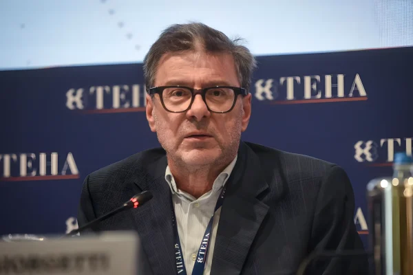 Lega e raduno di Pontida, Giorgetti da Cernobbio: «Nei partiti vivi c'è discussione»