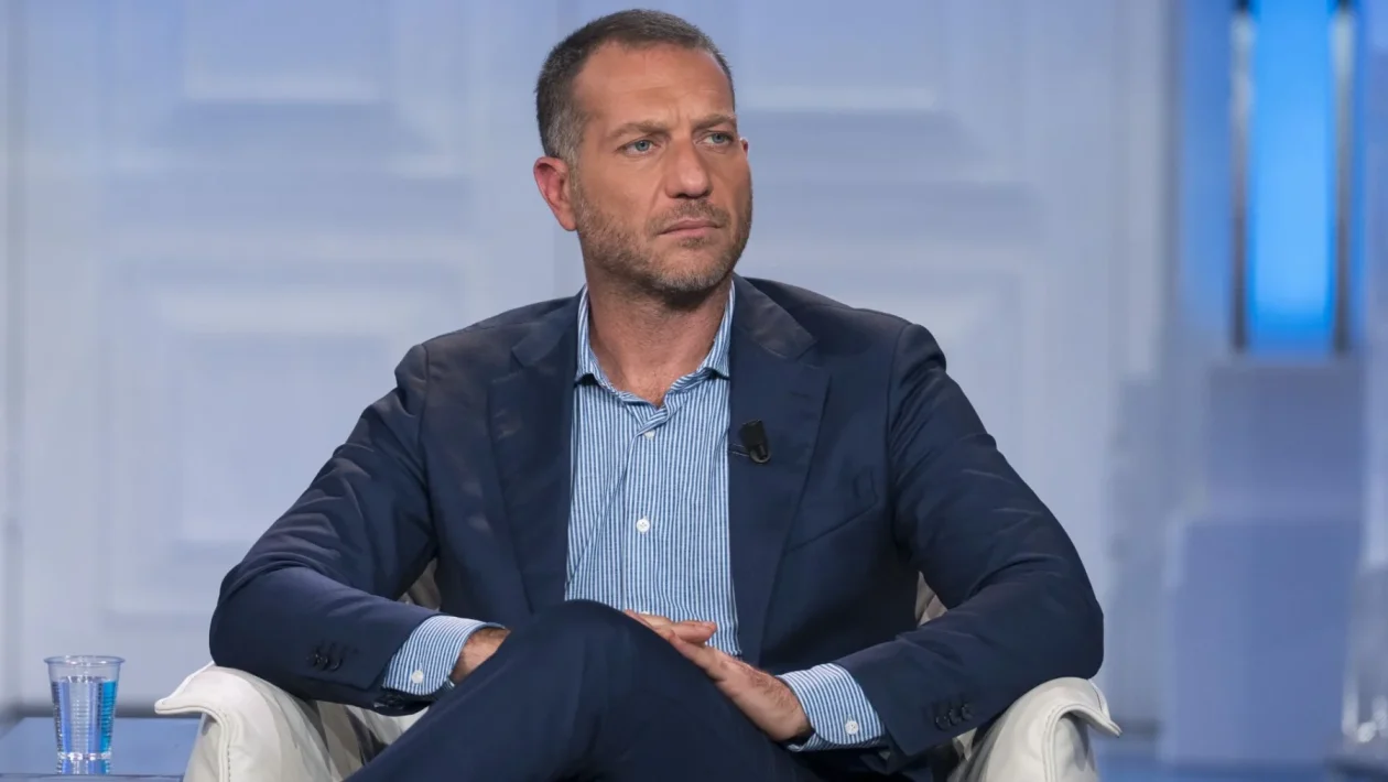 Report su Rai 3, Piervincenzi replica a Ranucci: "Ho toccato il 9% di share, ridurremo lo studio"