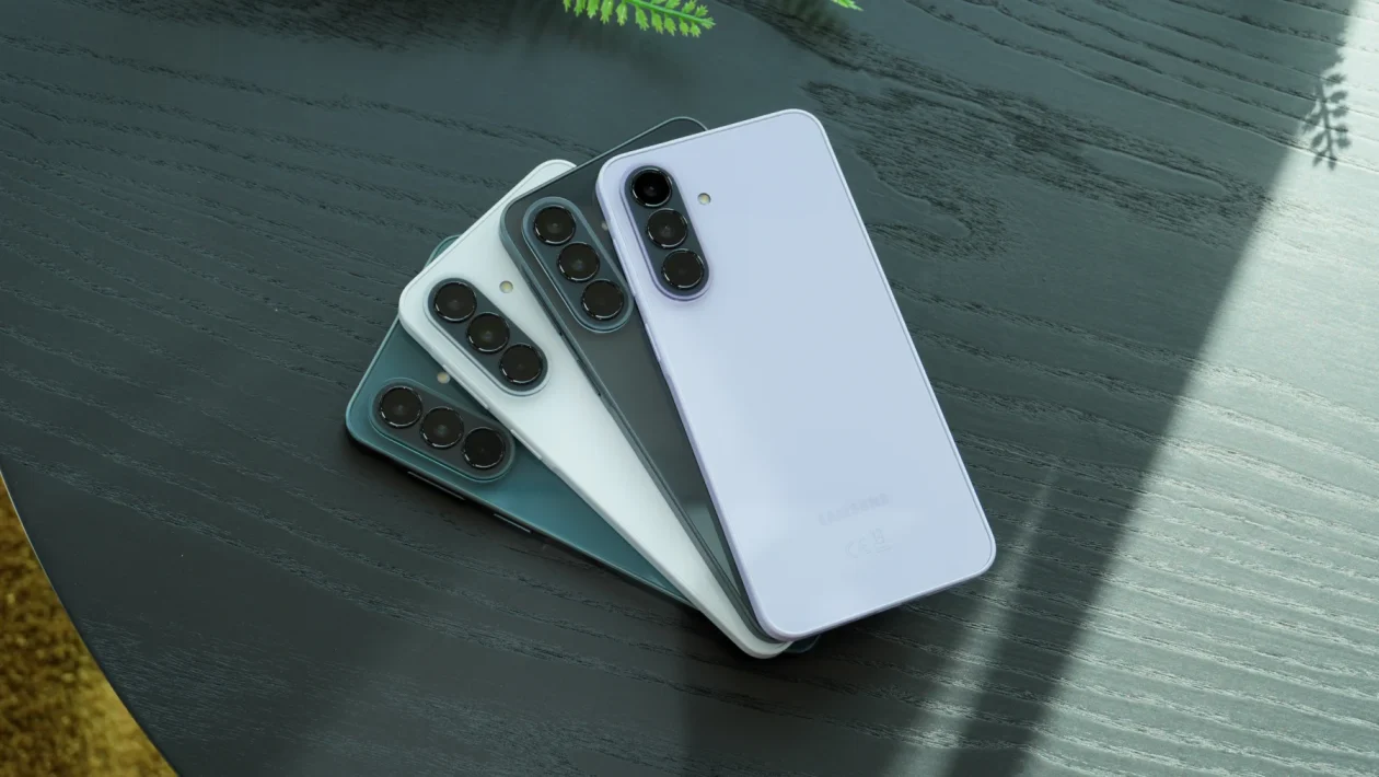 Samsung aggiorna Galaxy A35 e Galaxy A37: 56 falle corrette con la nuova patch di sicurezza