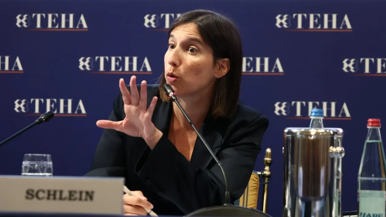 Schlein a Cernobbio fissa la rotta: «Pronti al voto anche prima del maggio 2027»