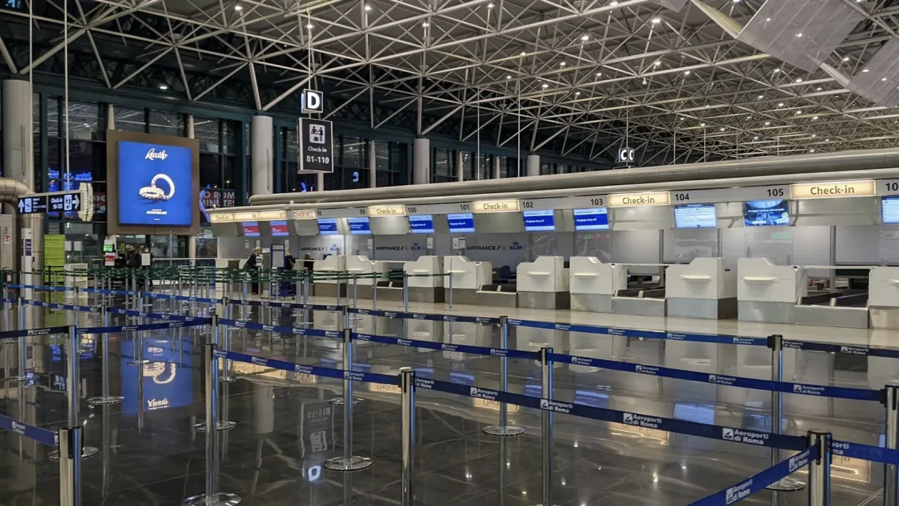 Sciopero aerei del 13 settembre: 50 mila passeggeri a rischio e stop EasyJet di 24 ore