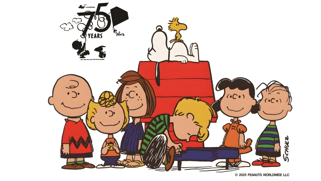 Snoopy in Style a New York: 70 anni di moda e cultura pop celebrati durante la Fashion Week