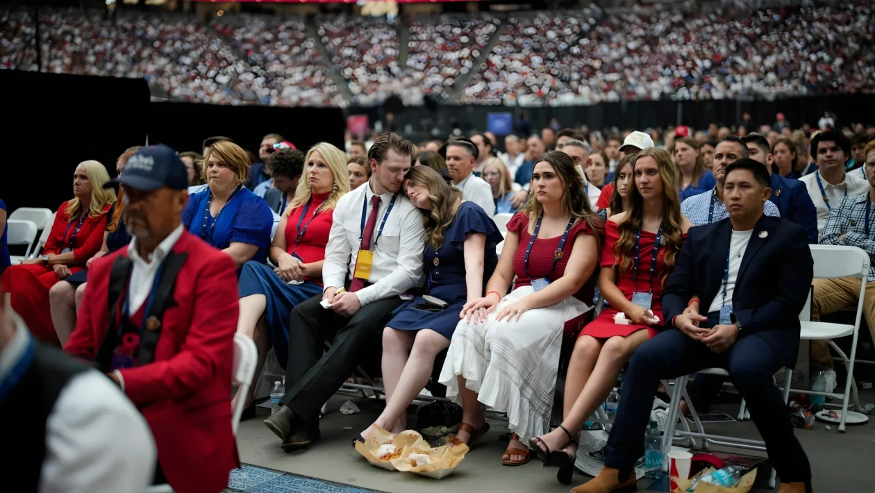Turning Point USA un anno dopo la morte di Charlie Kirk: la nuova strategia elettorale