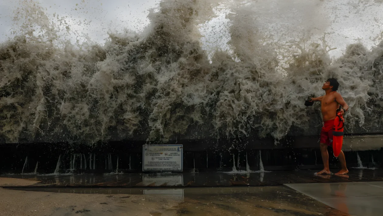 Uragano Marie: onde di 2 metri e piogge fino a 38 mm in California prima del picco a 40 °C