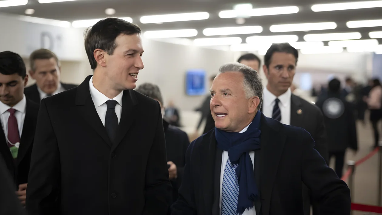 Usa-Russia, Kushner e Witkoff atterrano a Mosca: 4 morti a Kamianske e raid sugli aeroporti di Kiev