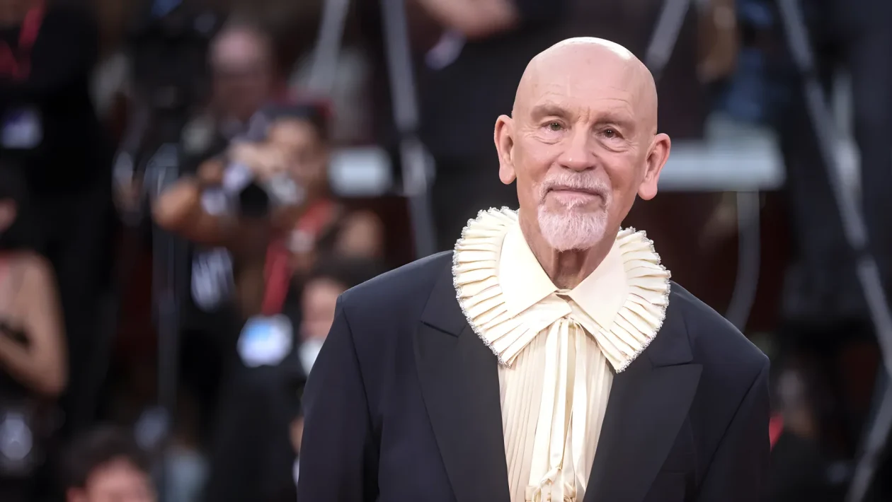 Venezia 2026: tre red carpet, le sorelle Mara e il debutto a 30 anni di Kendall Jenner