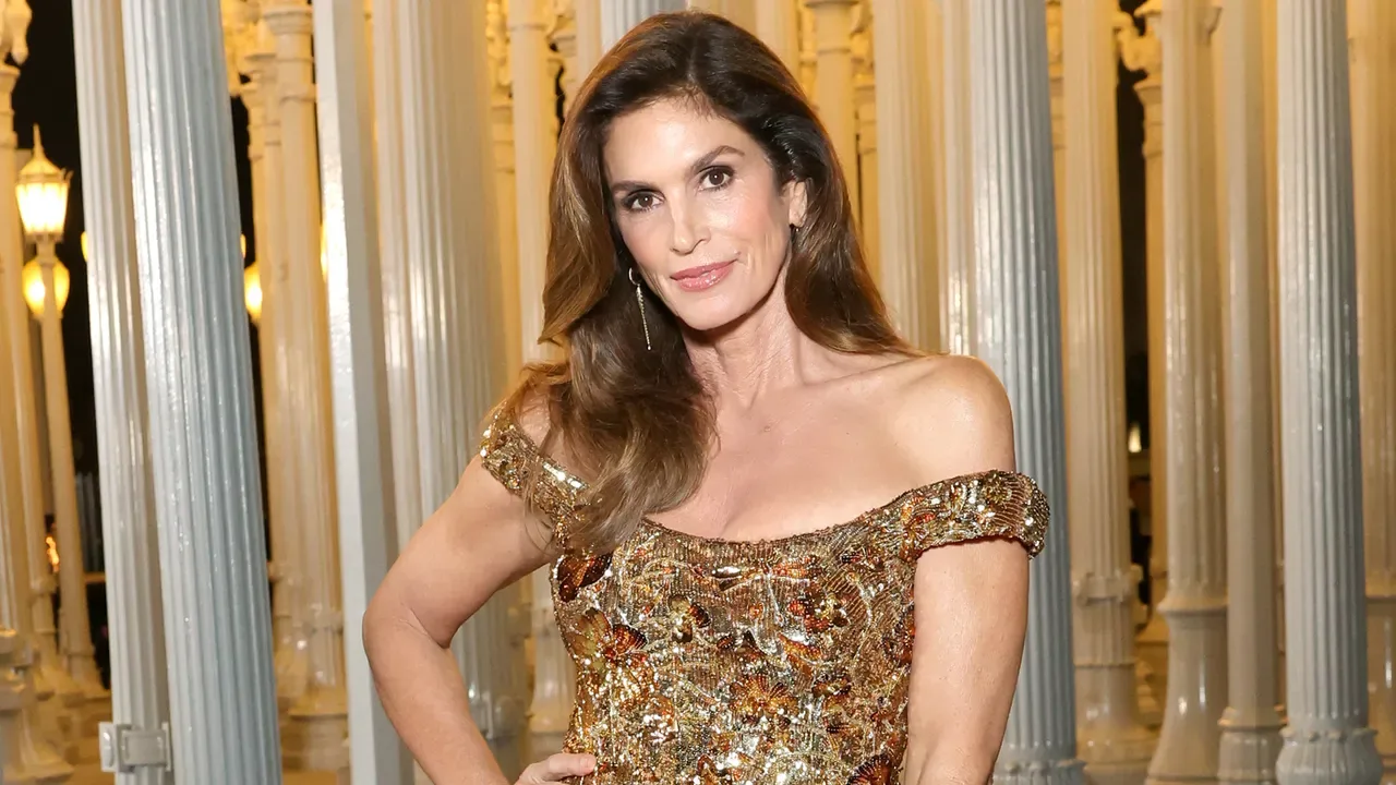 Dalla polemica su Shailene Woodley alla lezione di Cindy Crawford: le storie che scuotono la moda