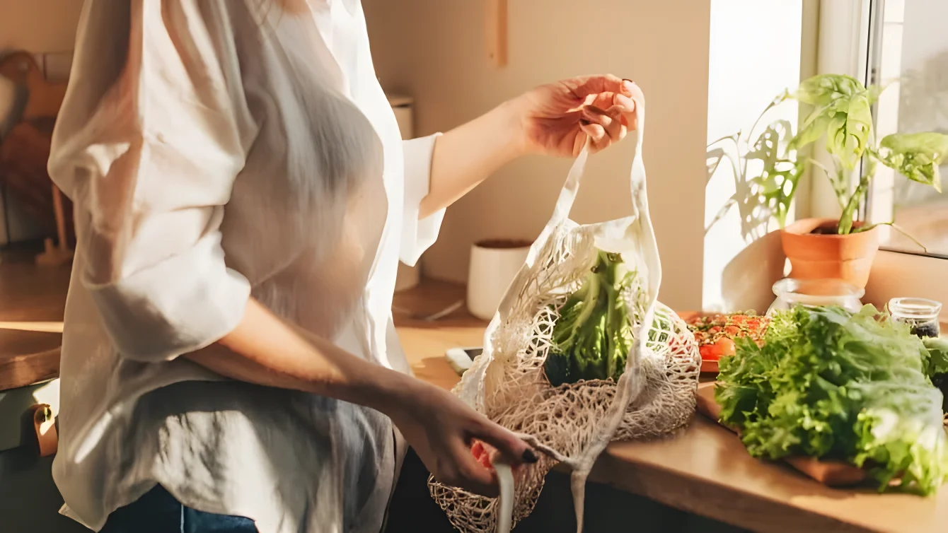 Dieta e bilancia: fino al 30% dei chili persi è muscolo, la quota esatta di proteine per salvarlo