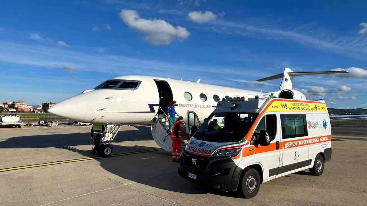Due voli salvavita in poche ore: bimba di 4 anni a Milano e bimbo di 18 mesi a Torino con l'Aeronautica