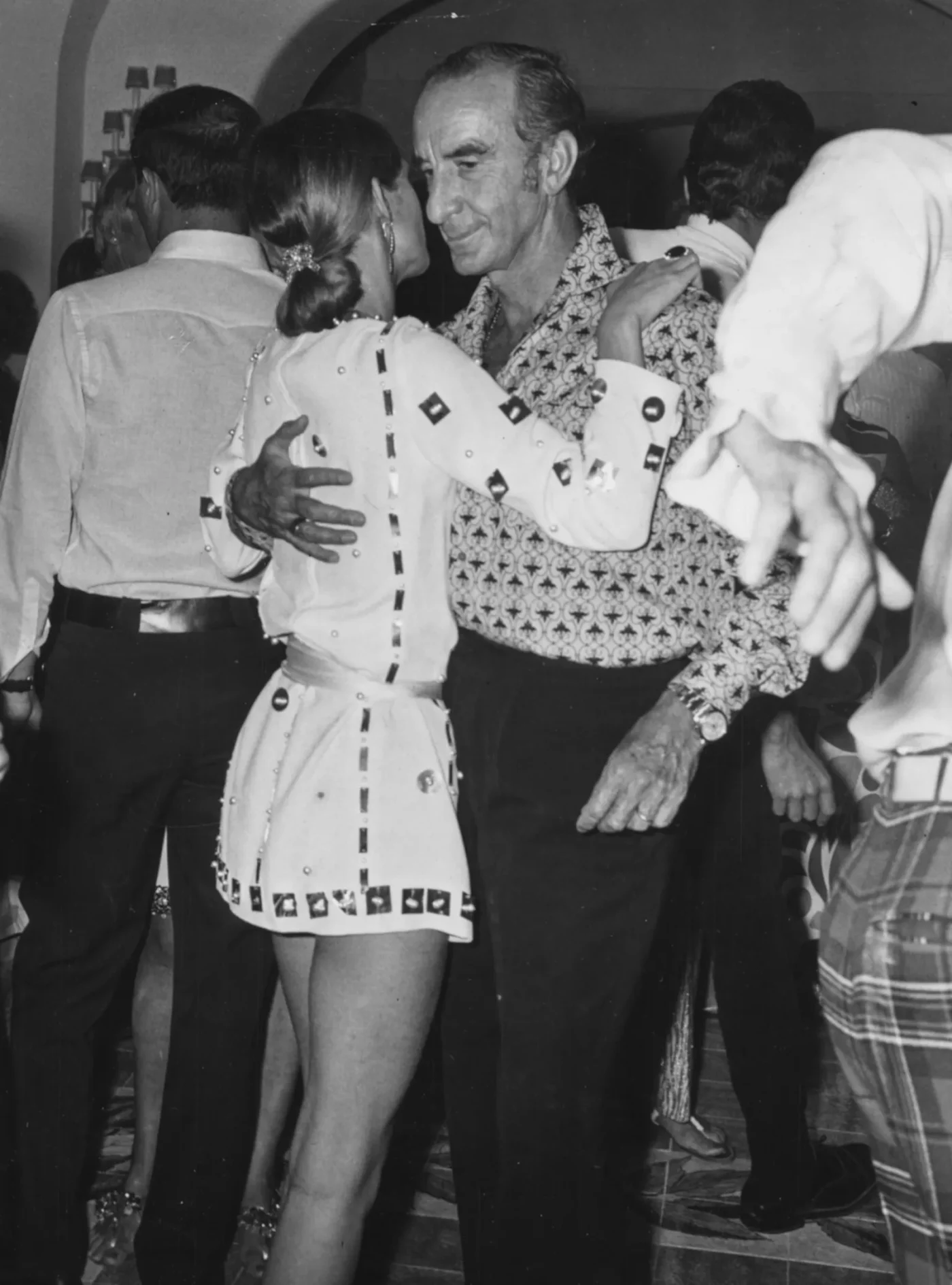 Emilio Pucci a Capri Moda Mare nel 1967. Foto Getty.