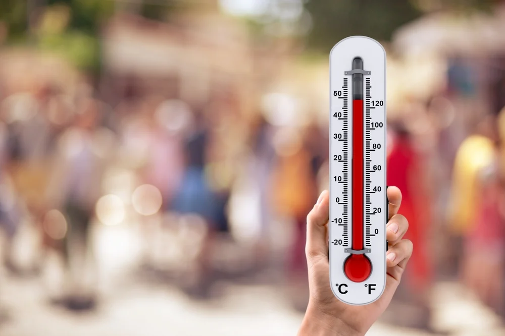 Fondi per il caldo a scuola, scatta la protesta: il paradosso che esclude gli istituti senza condizionatori