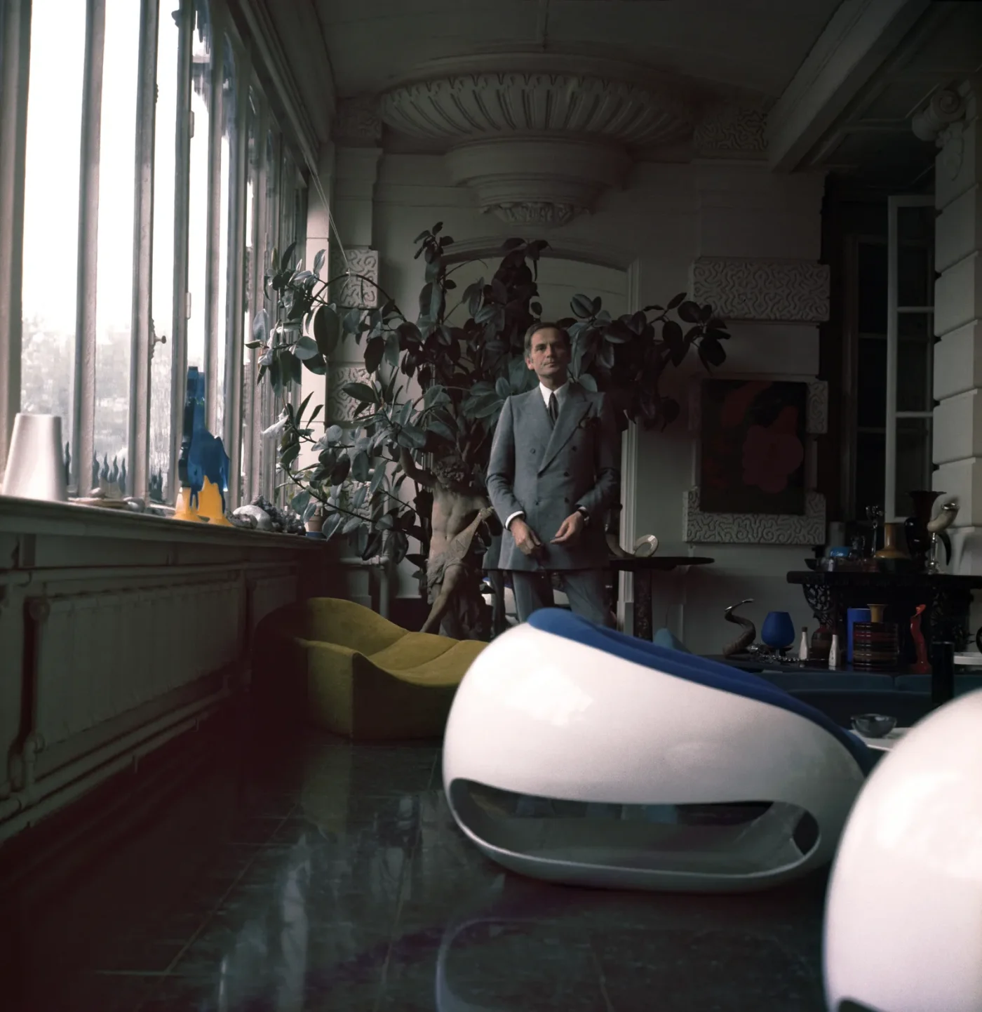 FRANCE APRIL 27 French fashion designer Pierre Cardin at home April 27 1972 in France.