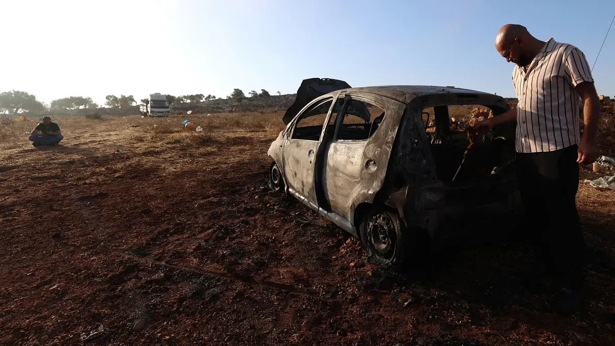Gran Bretagna e altri 11 Paesi bloccano il commercio con i coloni in Cisgiordania: è scontro con Israele