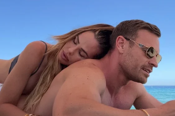 Ilary Blasi sposa Bastian Muller a Ravello: tutti i dettagli del rito notturno
