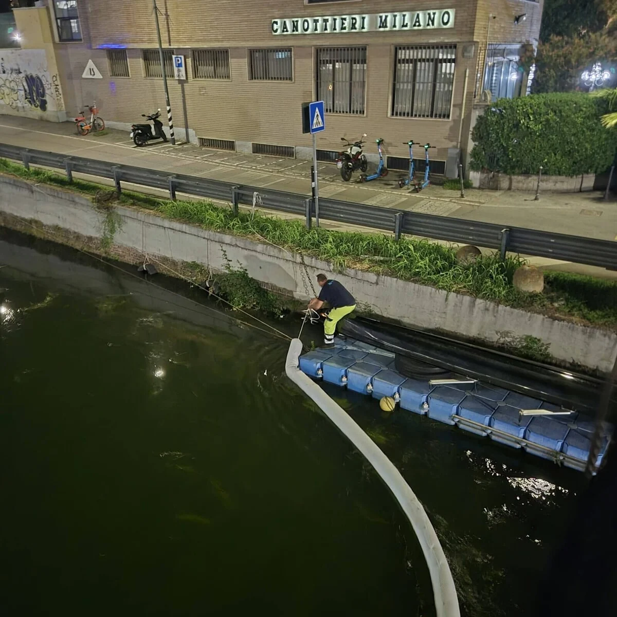 La barriera installata a Milano-2