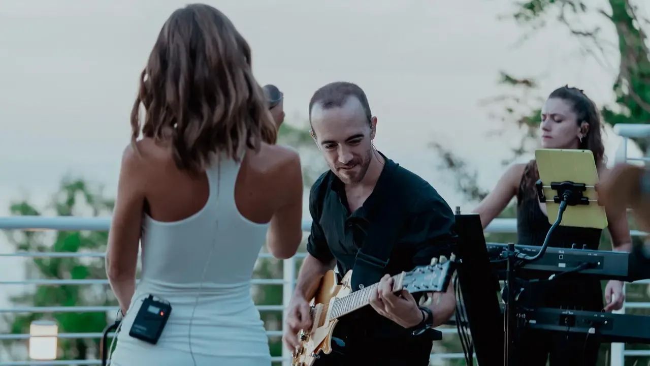 La cantante durante la sua esibizione