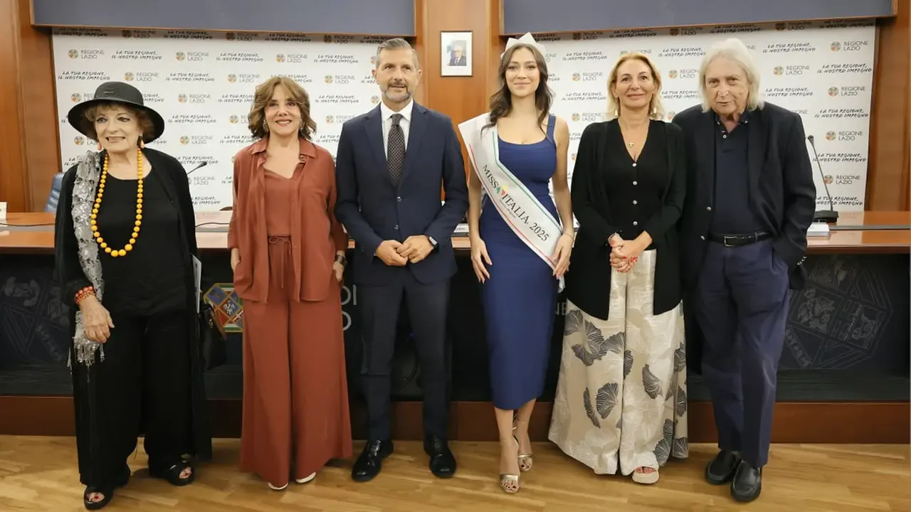 La conferenza stampa di presentazione di Miss Italia