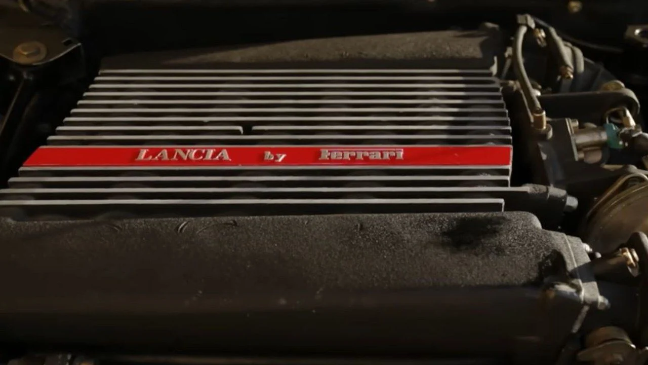 Lancia Thema 8.32: il retroscena del V8 Ferrari assemblato da Ducati