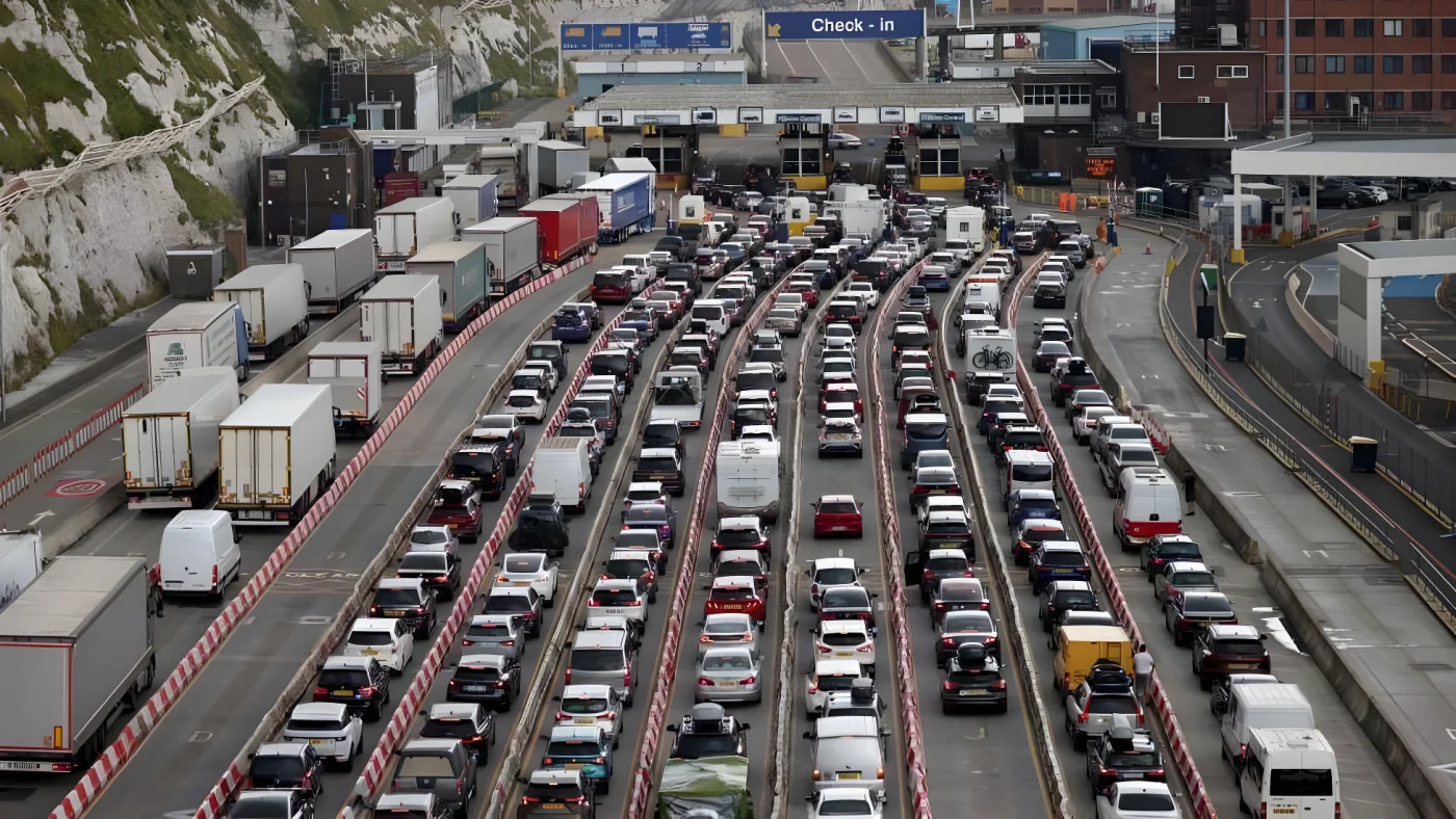 long queues of traffic from border controls