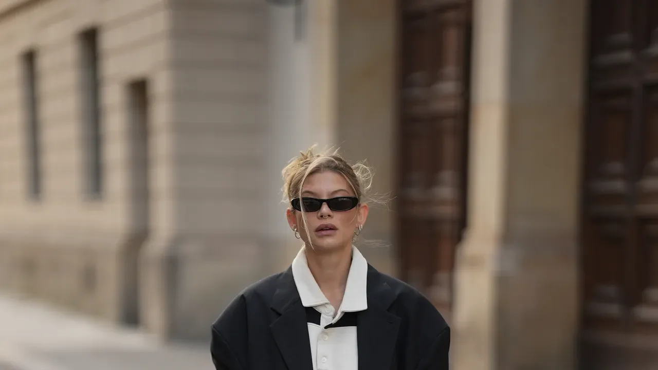 Maglia a maniche lunghe oversize: 3 formule di stile per l'autunno inverno 2026