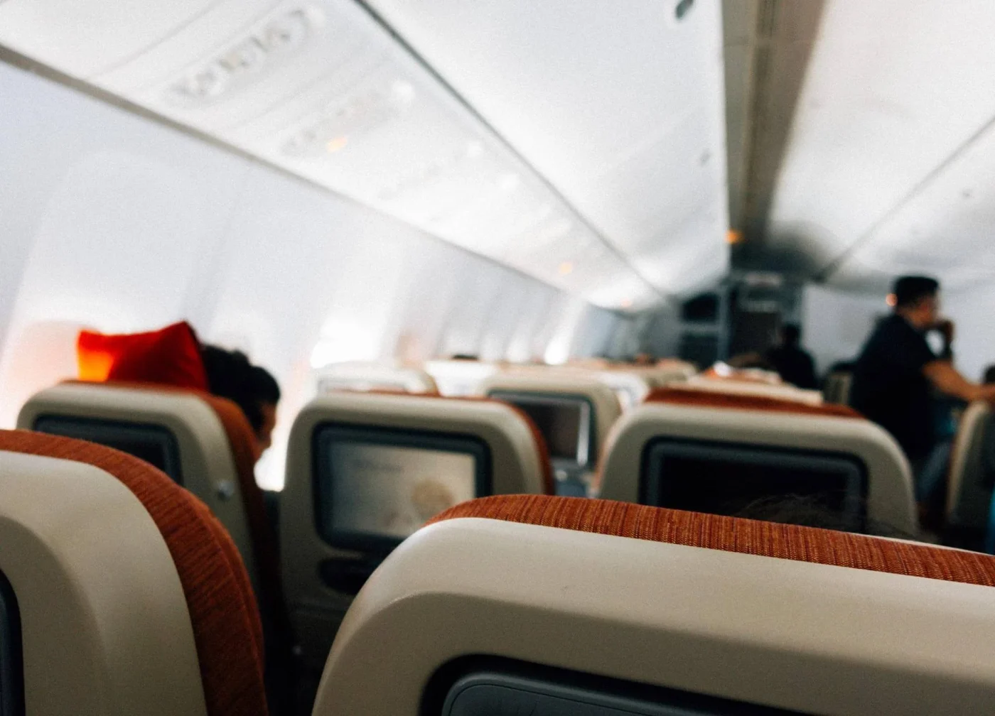 Malore per il pilota dopo 4 minuti di volo: rientro d'emergenza a Minneapolis con 185 persone a bordo