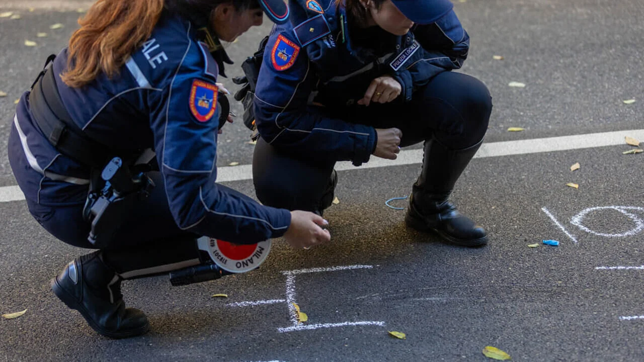 Milano, 73enne travolto sulle strisce in via Ugoni: ricoverato in codice rosso al Niguarda