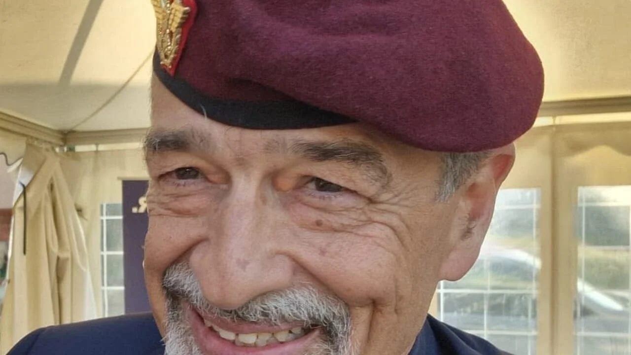 Milano, referente di Futuro Nazionale accerchiato da 6 minorenni in piazza Duomo