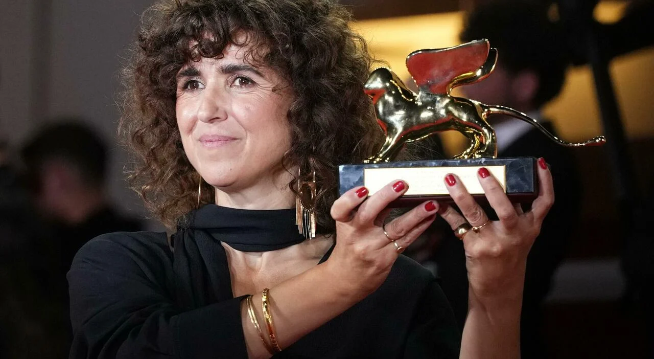 Mostra di Venezia, trionfo di May el-Toukhy con Woman Unknown: tutti i premi e il verdetto