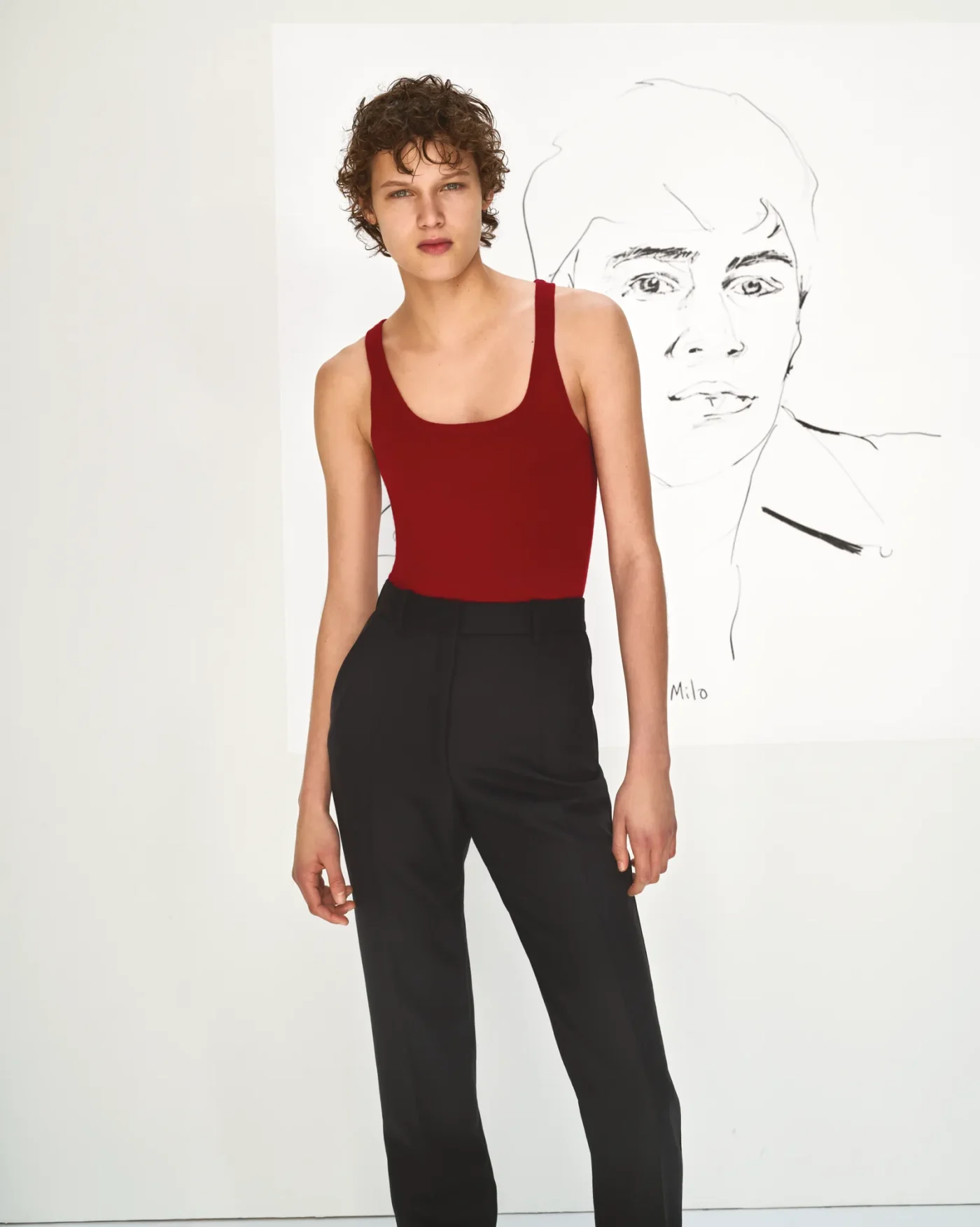 Noor Khan. Bodysuit MICHAEL KORS COLLECTION pantaloni di lana CALVIN KLEIN COLL