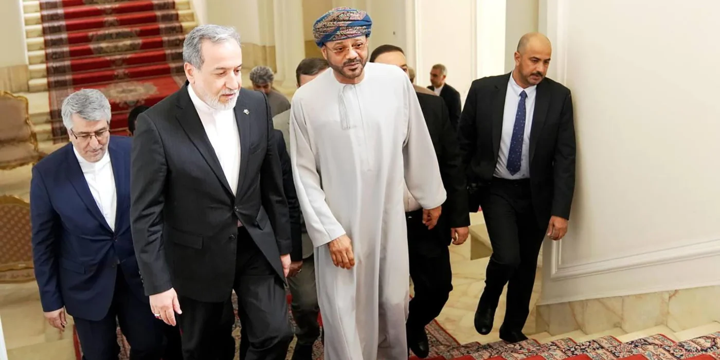 Oman, rinviato il vertice tra Iran e Paesi del Golfo: lo stop al dialogo diplomatico