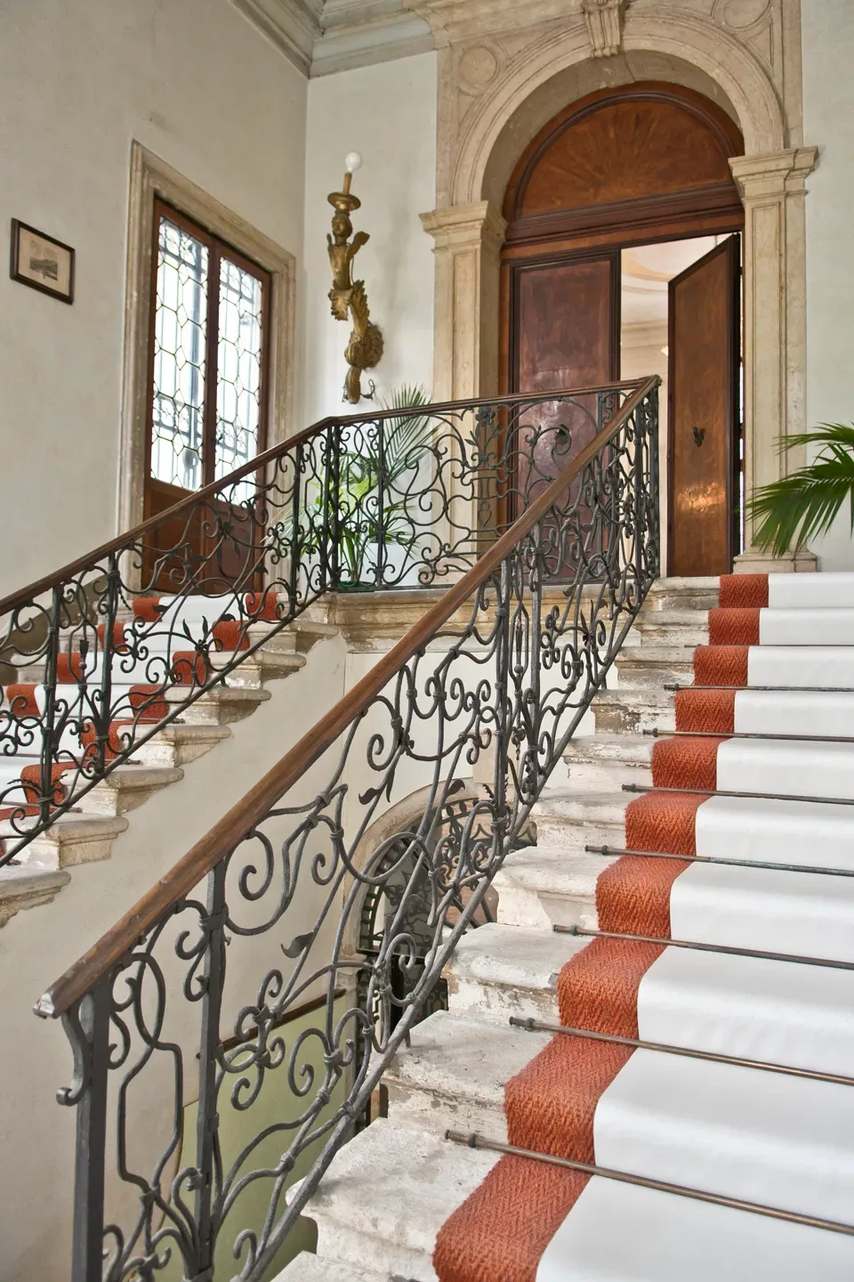 Palazzo Bragadin in Venice © Pierre Cardin Evolution