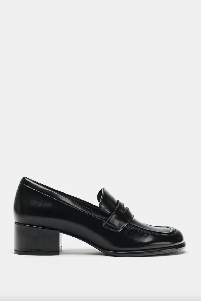 penny loafer con tacco autunno 2026 zara