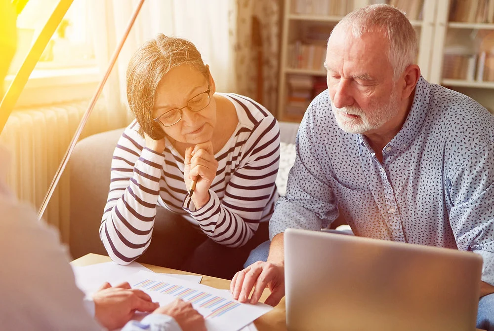Pensione a 64 anni con 25 di contributi: la proposta che rischia di tagliare l'assegno del 10,6%