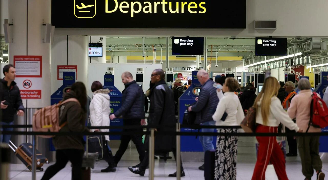 Power bank in aereo: cosa prevede la sicurezza dopo l'incendio a Malpensa